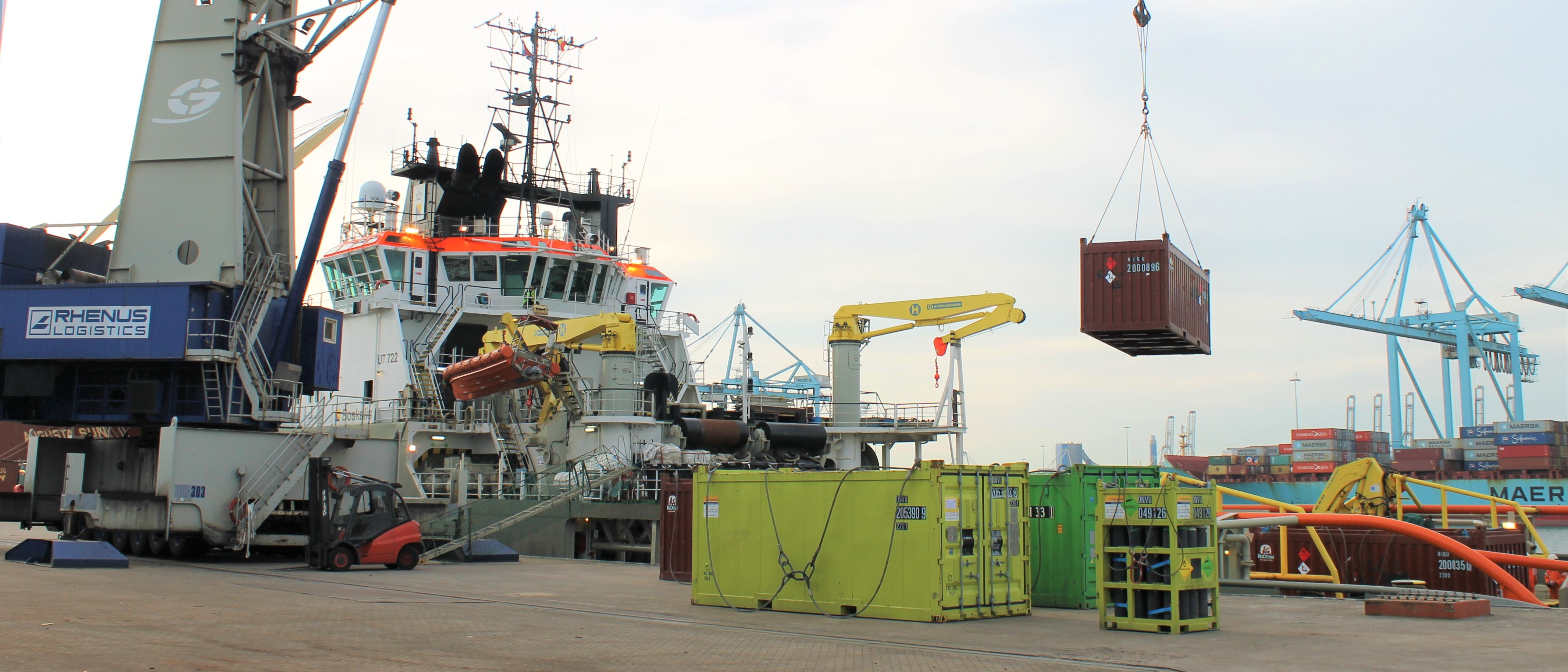 Port Logistics for Offshore Projects RHENUS Group