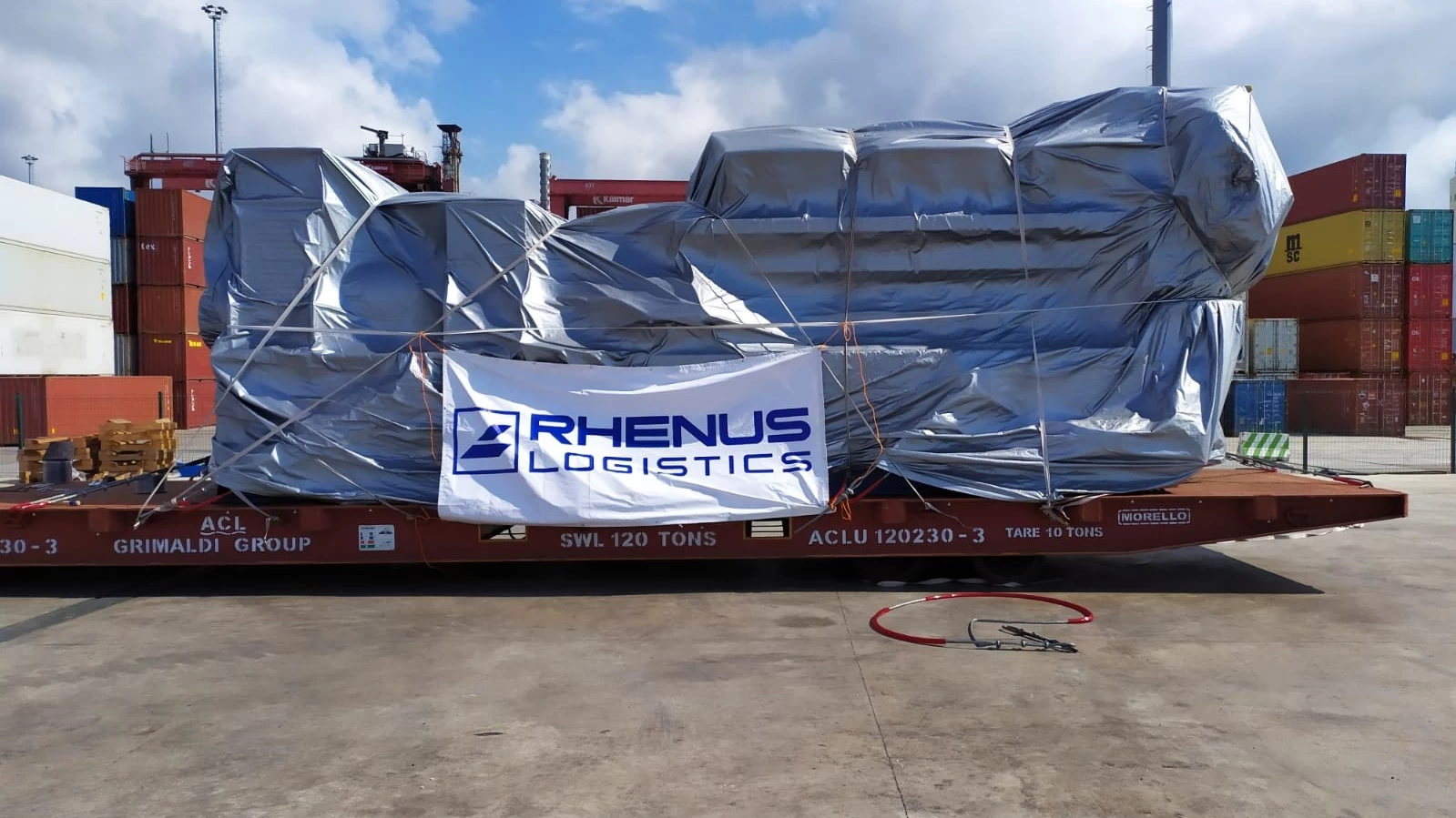 TRANSPORT VON ZWEI 42 TONNEN SCHWEREN AGGREGATEN