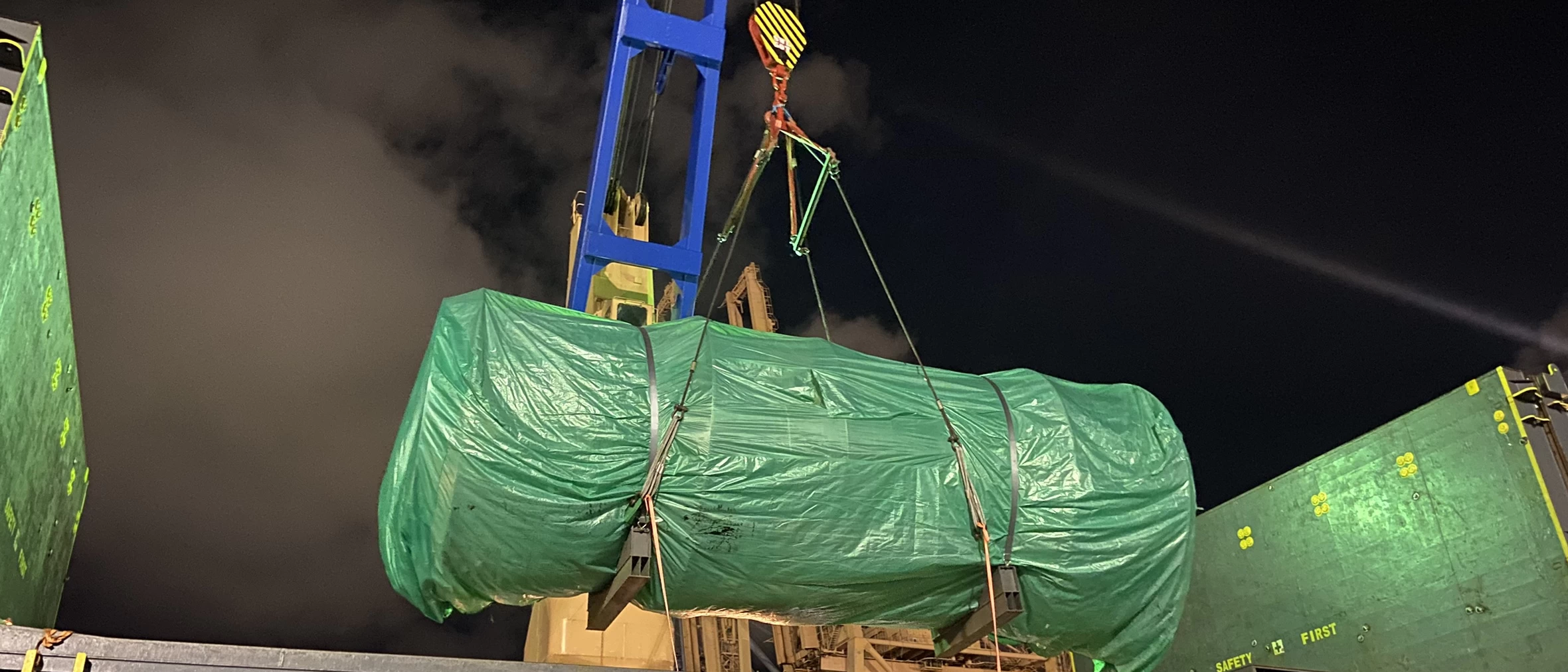 Transshipment of MDF plant parts Transshipment of MDF plant parts