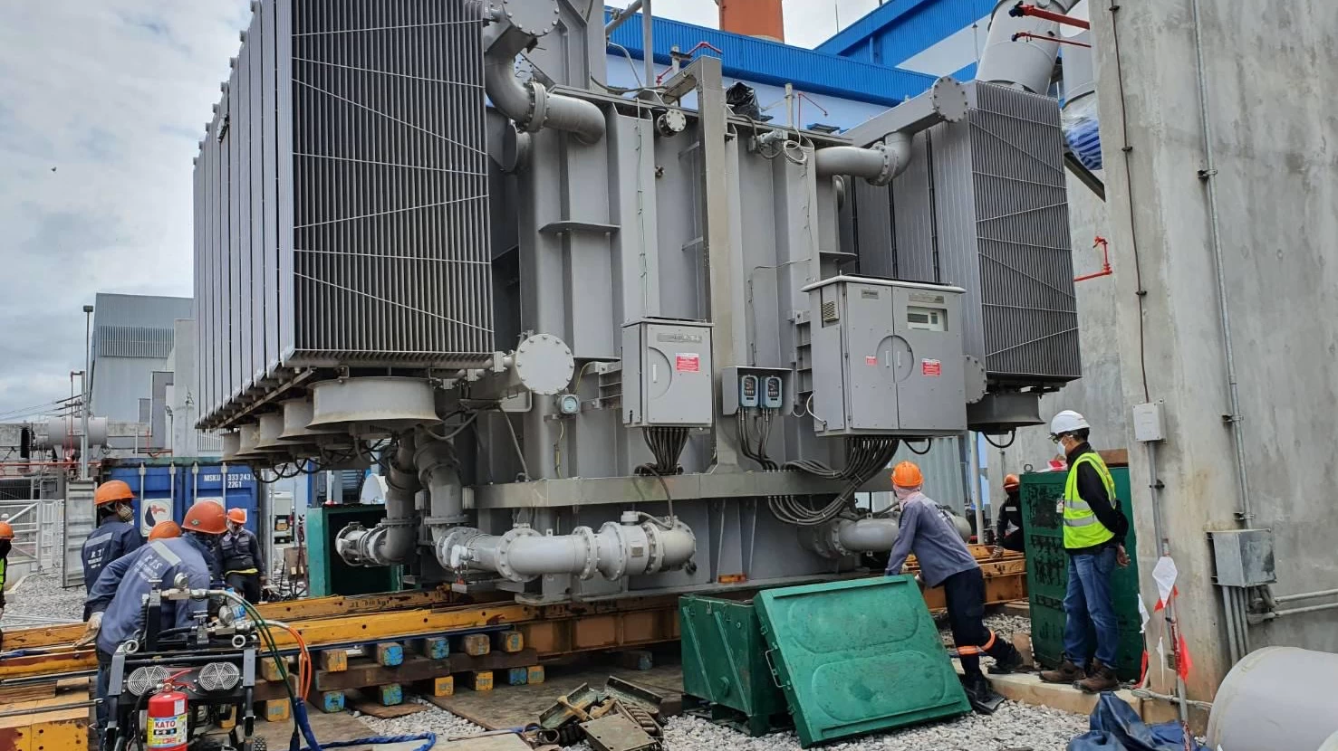 VON LAEM CHABANG IN DEN NORDEN THAILANDS