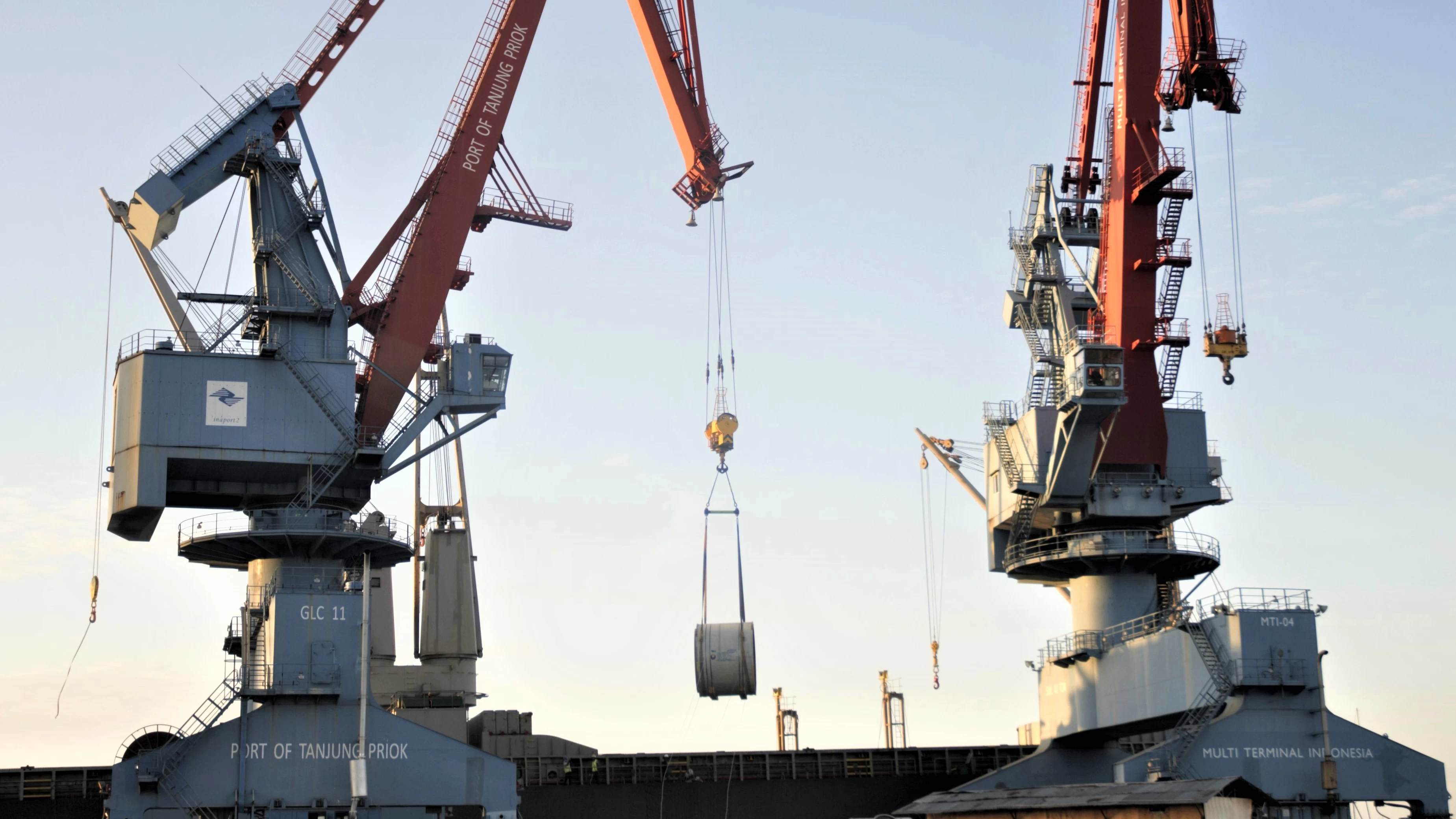 PIPA RCCP DAN PEREDAM TEE DI JAKARTA